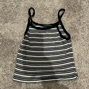 Brandy Melville crop top